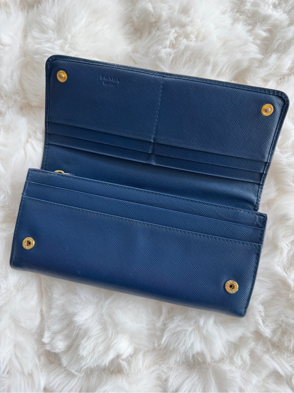Authentic Prada Blue Saffiano Leather Wallet w/ Box & Ribbons - Picture 9 of 11